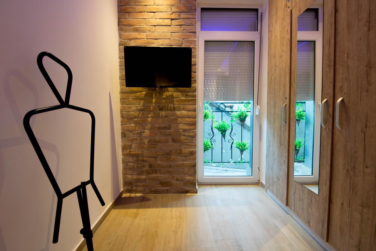 Cosmopolitan Apartment Белград Экстерьер фото